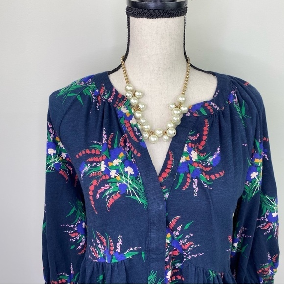 Anthropologie Blue V-neck tropical stretch knit top size M - Picture 9 of 15